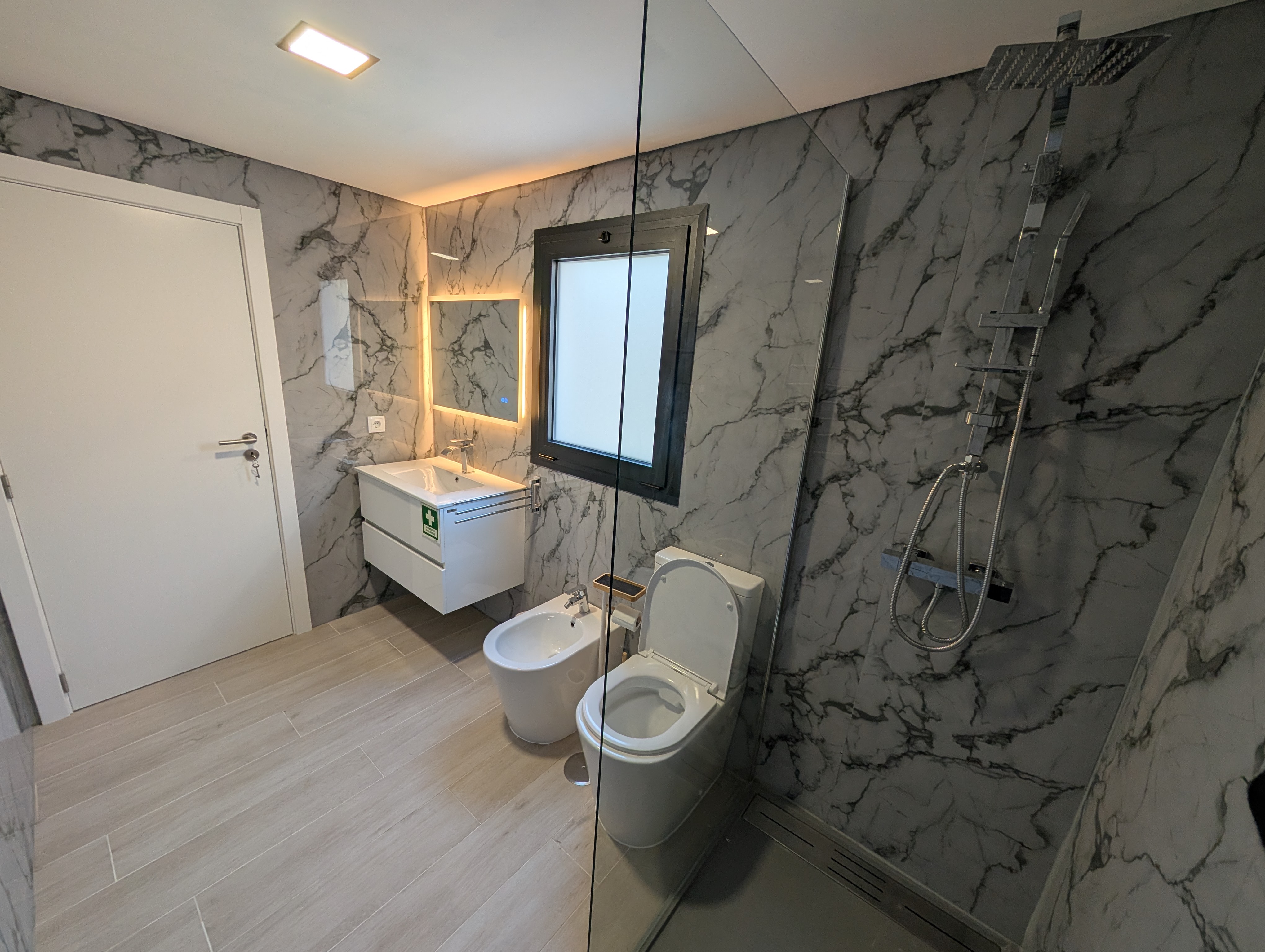 Zona de banho do alojamento