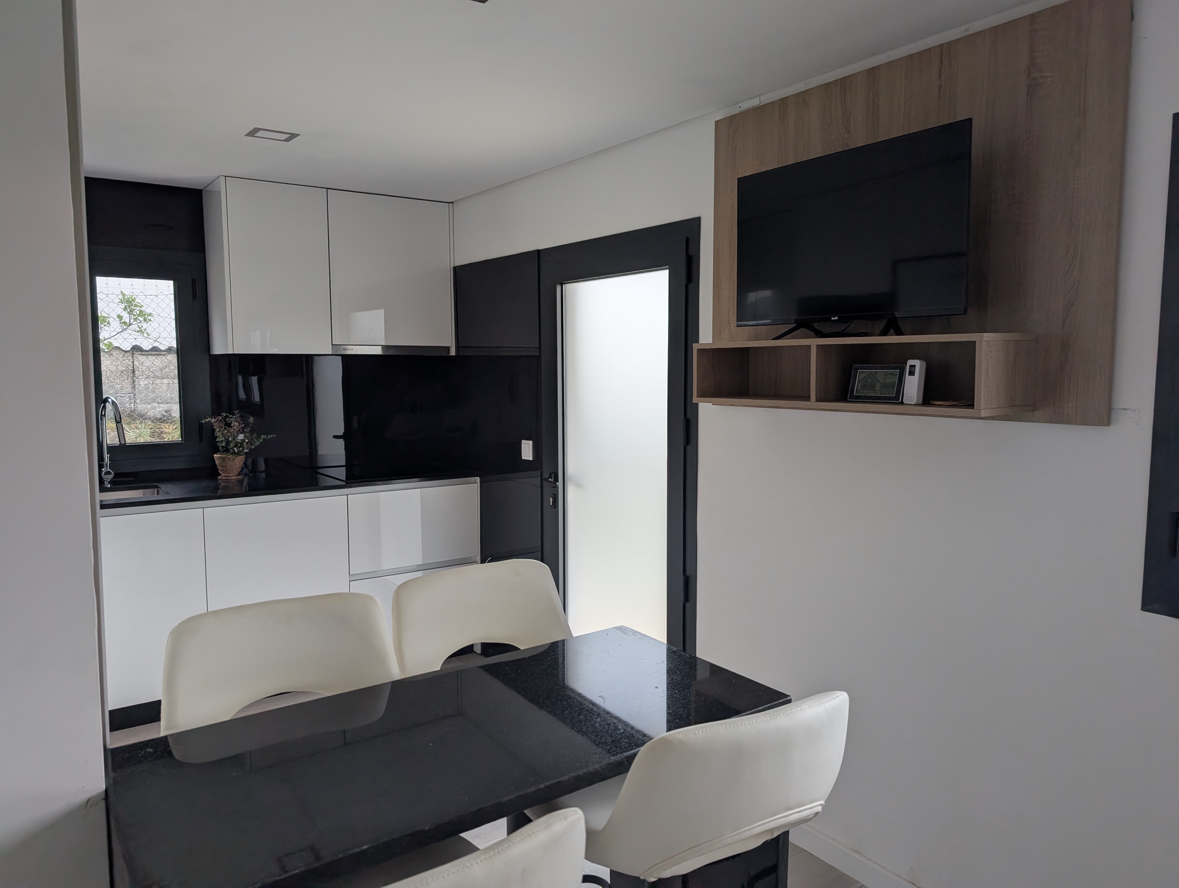 Equipamento da cozinha do alojamento