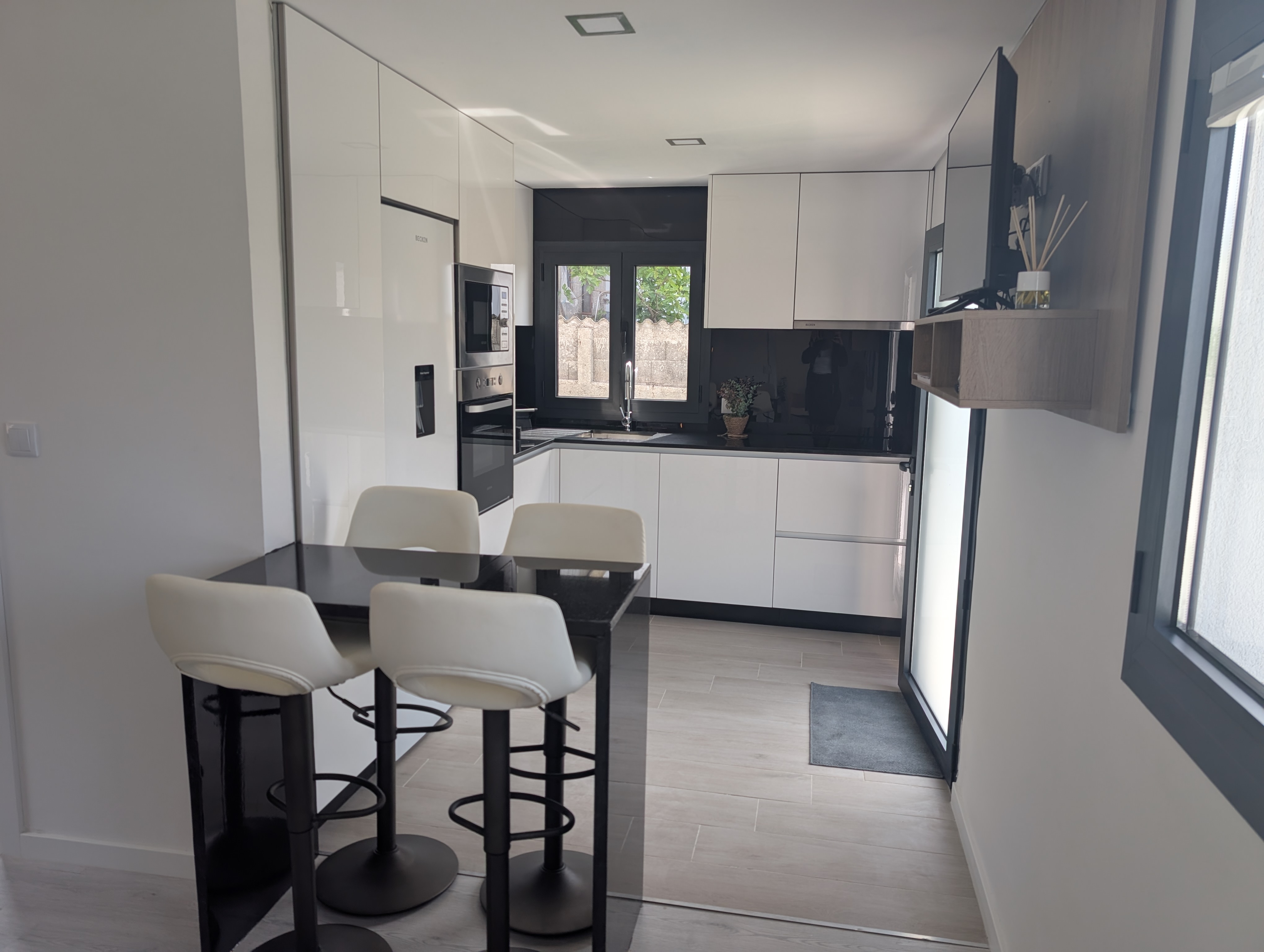 Cozinha e zona de refeição