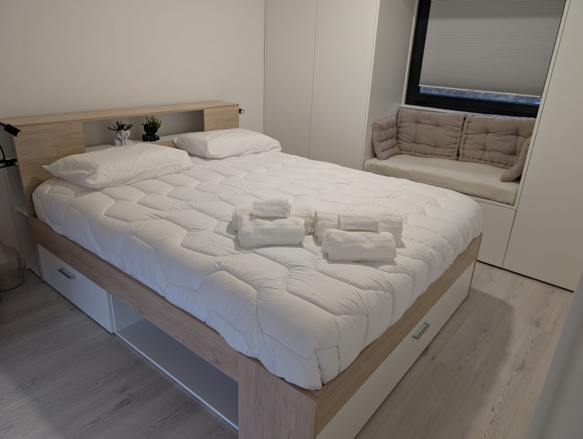 Quarto confortável para estadia em Fafe